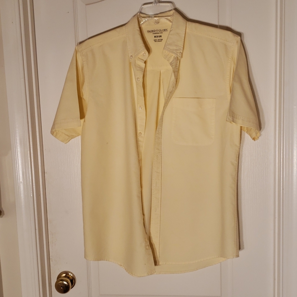 Faded Glory mens medium shirt yellow short sleeve